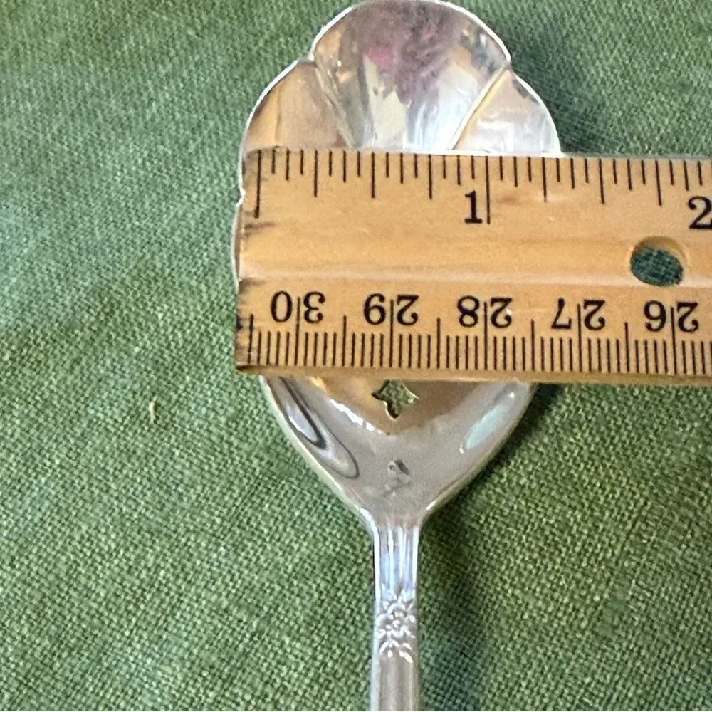 Vintage Rogers & Bro. Original Rogers Extra Plate Royal Manor Slotted Spoon